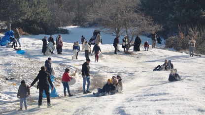 Kütahya'da vatandaşlar karın tadını çıkarttı