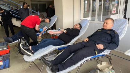 Nazilli'de polisler kan bağışında bulundu
