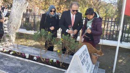 Terör örgütü PKK tarafından şehit edilen öğretmen Mehmet İzdal anıldı