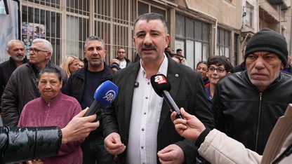 İzmir'de tünel inşaatı nedeniyle evleri zarar gören mahalle sakinlerinden belediyeye tepki