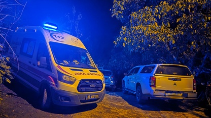 İzmir'de bir kişi tartıştığı oğlunu silahla öldürdü, eşini ağır yaraladı
