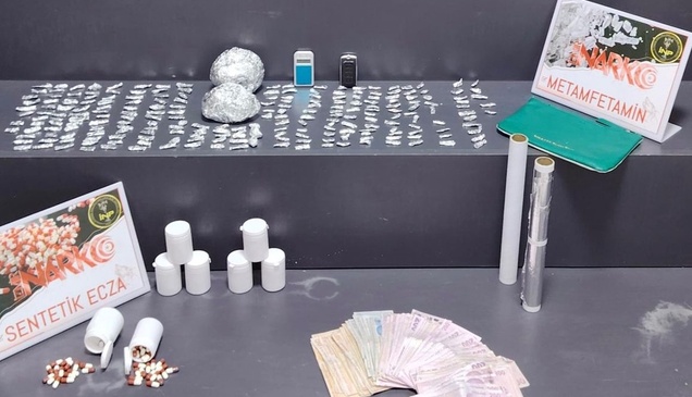 İzmir'de uyuşturucu operasyonlarında 7 kişi tutuklandı