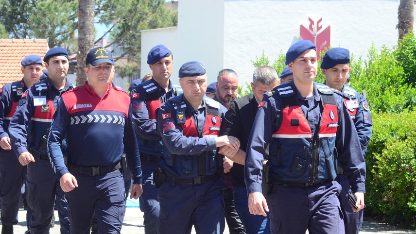 Aydın'da suç örgütüne yönelik operasyonda yakalanan 5 şüpheli tutuklandı