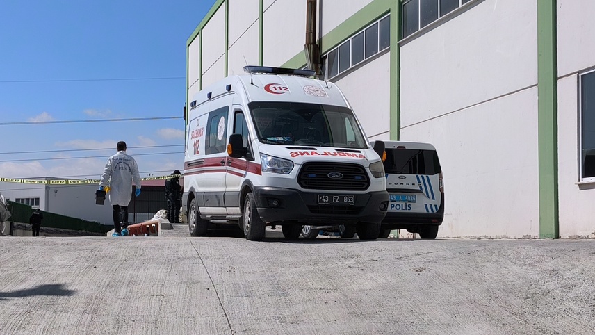 Kütahya'da geri dönüşüm tesisindeki havuza düşen işçi öldü