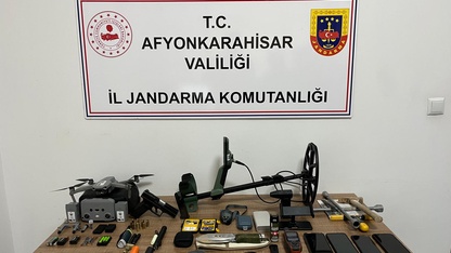 Afyonkarahisar'da kaçak kazı yapan 7 kişi yakalandı