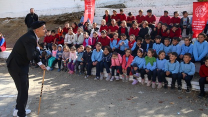 Uşak'ta "Kültür Rotası" etkinliklerine köy okullarındaki 3 bini aşkın öğrenci katıldı