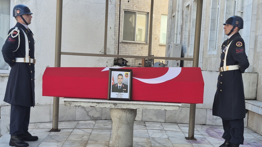 Kalp krizinden hayatını kaybeden uzman çavuşun cenazesi defnedildi