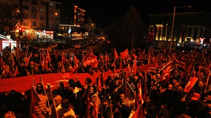 Kütahya ve Çanakkale'de Cumhuriyet Bayramı dolayısıyla fener alayı düzenlendi