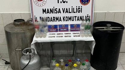 Salihli'de 55 litre sahte içki ele geçirildi