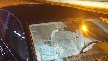 Bodrum'da karıştığı kazadan yara almadan kurtulan sürücü otomobilin çarpması sonucu ağır yaralandı