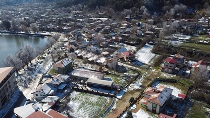 İzmir'in yüksek kesimlerinde kar etkili oldu