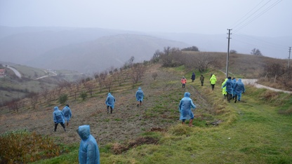 Manisa'da kayıp kadını arama çalışmaları sürüyor