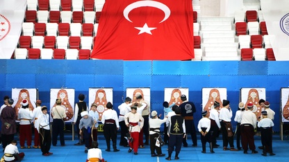 Geleneksel Türk Okçuluğu Minikler ve Yıldızlar Salon Puta Türkiye Şampiyonası Kütahya'da yapıldı