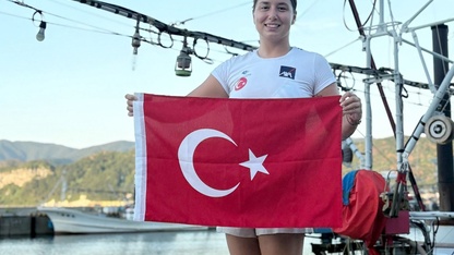 Bengisu Avcı, Japonya'da "Okyanus Yedilisi"ni tamamlamak için suya girdi