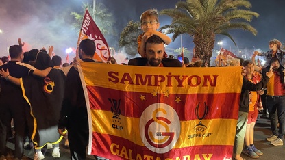 İzmir ve çevre illerde Galatasaray'ın şampiyonluğu kutlanıyor