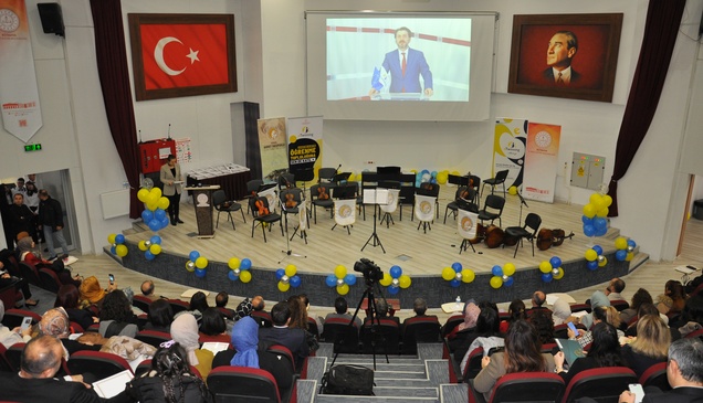 Kütahya'da eTwinning projelerinde derece alanlar ödüllendirildi