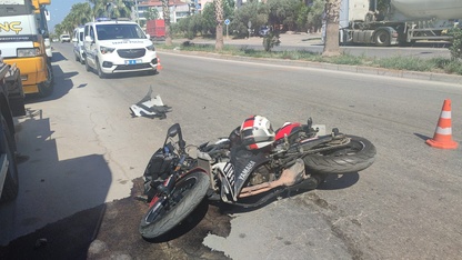 Ödemiş'te otomobille çarpışan motosikletin sürücüsü yaralandı