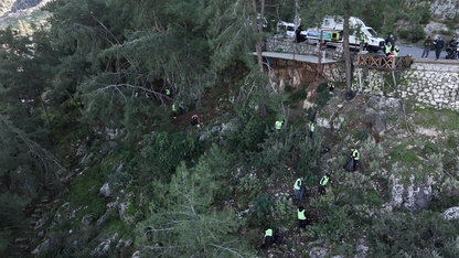 Fethiye'de gönüllülerin katılımıyla çevre temizliği yapıldı