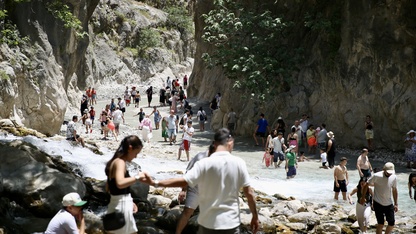 Muğla'daki Saklıkent Kanyonu'nda bayram tatili yoğunluğu