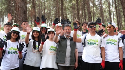Bakan Yumaklı, İzmir'de "Orman Benim" kampanyasında konuştu: