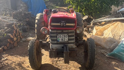 İzmir'de devrilen traktörün sürücüsü hayatını kaybetti