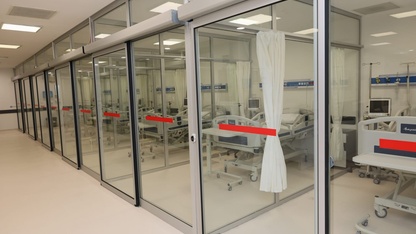 Ege Üniversitesi bünyesindeki merkezi ameliyathane binası tamamlandı
