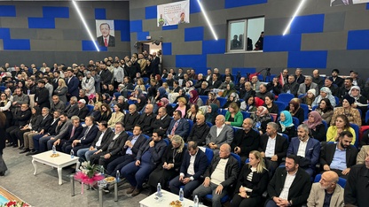 AK Parti Genel Başkan Yardımcısı Dağ, partisinin Buca kongresine katıldı