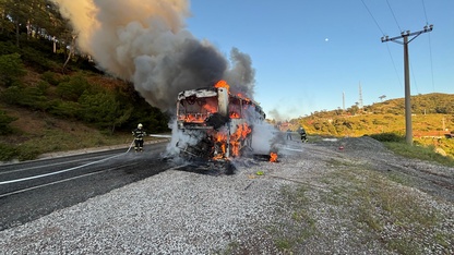 Marmaris'te tur otobüsü yandı