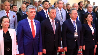 CHP Genel Başkanı Özel, Soma'da işçi sağlığı ve iş güvenliği sempozyumuna katıldı