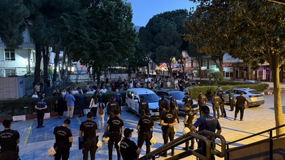 İzmir'de CHP Kemalpaşa Gençlik Kolları Başkanı ve 3 kişi, "Cumhurbaşkanına hakaret"ten tutuklandı