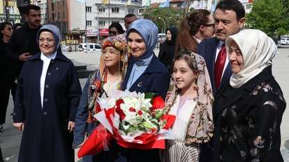 Aile ve Sosyal Hizmetler Bakanı Göktaş, Kütahya'da ziyaretlerde bulundu