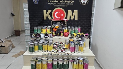 İzmir'de kaçakçılık operasyonlarında 21 kişiye adli işlem yapıldı