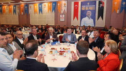 AK Parti İzmir İl Başkanlığı'nca "Bölgesel Mahalle Başkanları Toplantısı" yapıldı