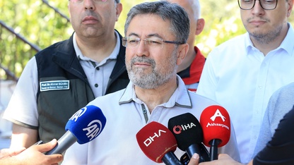 Bakan Yumaklı, orman yangınlarına ilişkin Manisa'da açıklama yaptı: