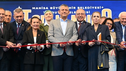 CHP Genel Başkanı Özel, Manisa'daki toplu açılış töreninde konuştu: