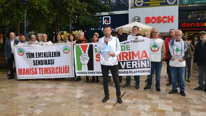 İzmir ve Manisa'da İsrail'in Küresel Sumud Filosu'na saldırısına tepki gösterildi