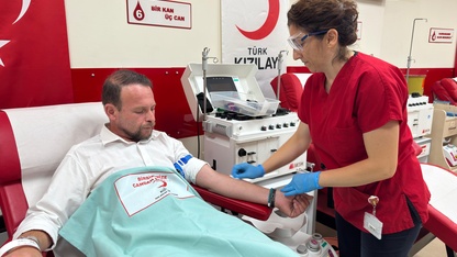 Rekortmen baba miras olarak oğluna "kan bağışı duyarlılığı" bıraktı