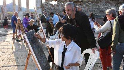 Aydın'da Magnesia Antik Kenti'nde sanat etkinlikleri yapıldı