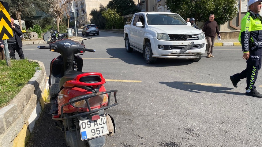 Aydın'da pikabın çarptığı motosikletteki karı koca yaralandı
