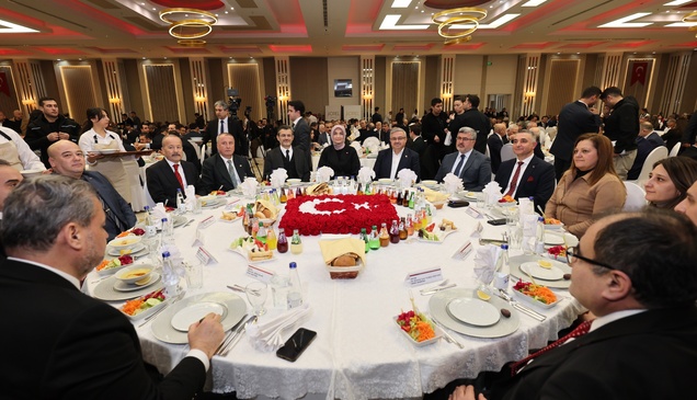İçişleri Bakanlığı Bakan Yardımcılığına atanan Vali Yiğitbaşı için veda yemeği düzenlendi