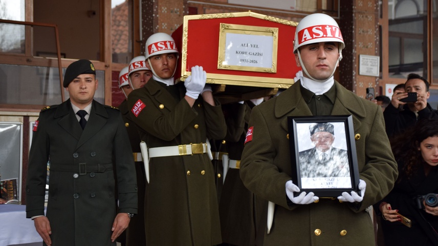 Manisa'da vefat eden Kore gazisi Ali Yel son yolculuğuna uğurlandı