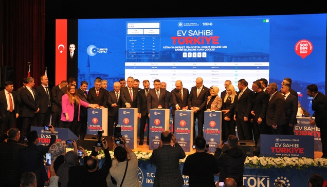 Kütahya'da "Yüzyılın Konut Projesi" kapsamında yapılacak konutların kurası çekildi