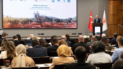 Avrasya ülkeleri zeytin sektörünün geleceği için İzmir'de buluştu