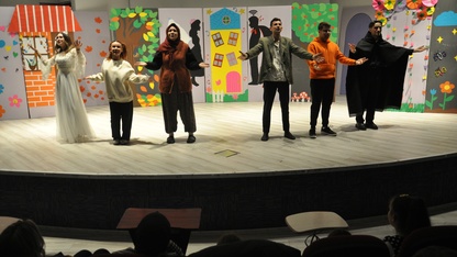 Kütahya'da öğrencilere teknoloji bağımlılığı tiyatro oyunuyla anlatıldı