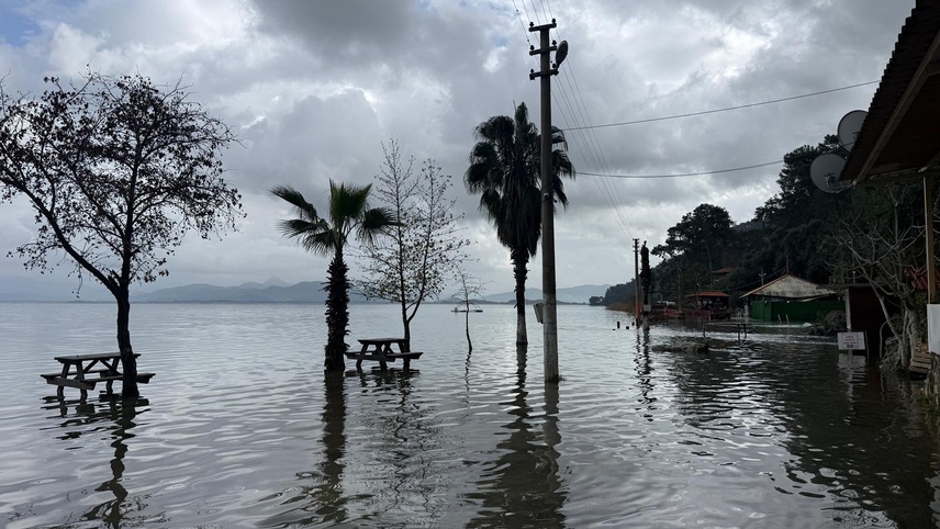 Köyceğiz'de 2 bin yıllık kaplıcalar sular altında kaldı