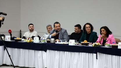 Menteşe Belediye Başkanı Aras gazetecilerle bir araya geldi