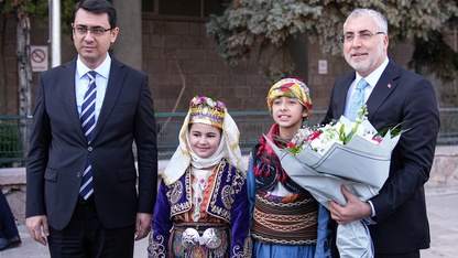 Çalışma ve Sosyal Güvenlik Bakanı Işıkhan, Uşak'ta konuştu: