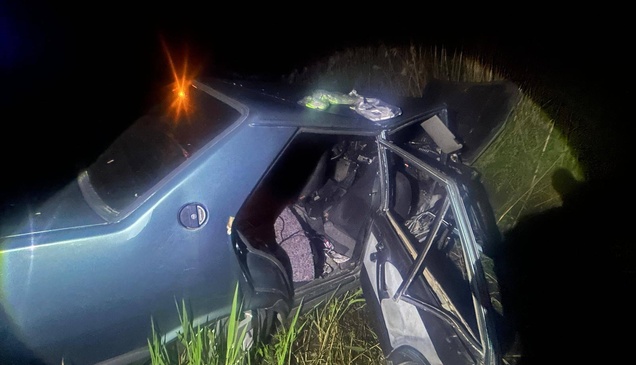 Manisa'da kanala devrilen otomobildeki 2 kişi öldü, 5 kişi yaralandı