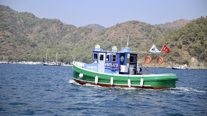 Fethiye'de "TURMEPA 30. Yıl" atık alım teknesi göreve başladı