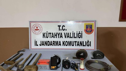Gediz'de kaçak kazı operasyonunda 6 şüpheli yakalandı